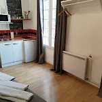 Rue De La Sante Paříž