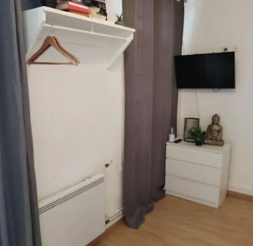Apartament Rue De La Sante Paryż