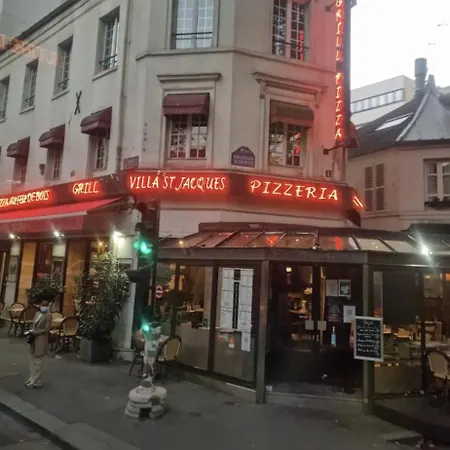 Rue De La Sante Paris
